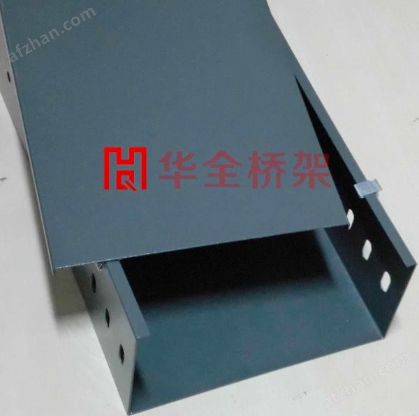 防火桥架4(图1)