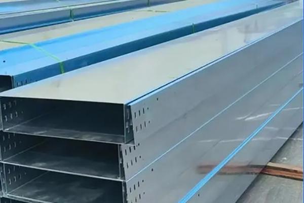 跨越天堑连接未来——探索环保材料桥架的绿色革命(图3)