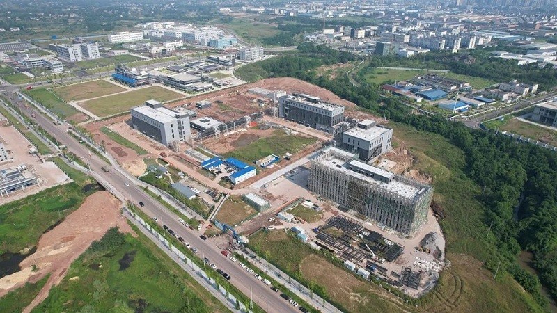 【乘势而上再攀新高 奋发作为再开新局】四川广安市岳池医药项目“加速跑” 全力拉满“进度条”(图1)