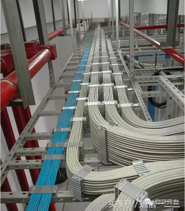 赤峰通辽网格桥架铝合金走线架光纤槽道。固线器U型钢走线架