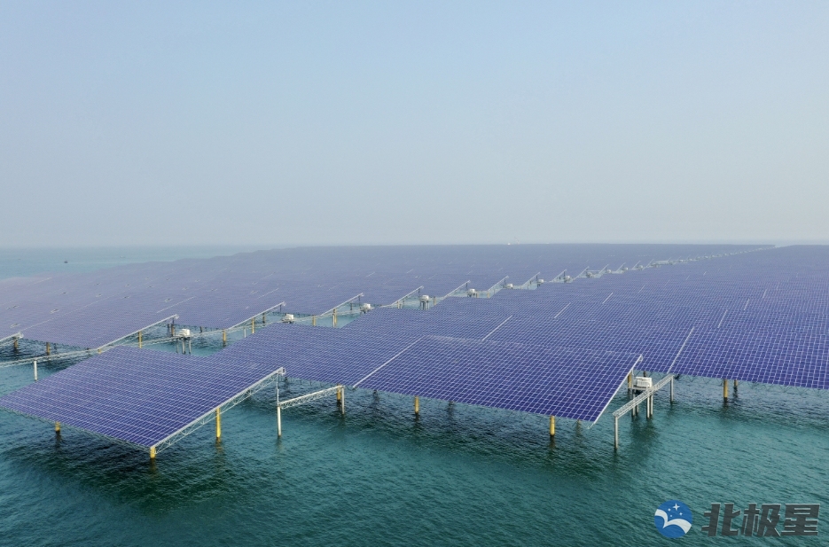 中广核烟台招远400MW海上光伏项目全容量并网发电(图2)